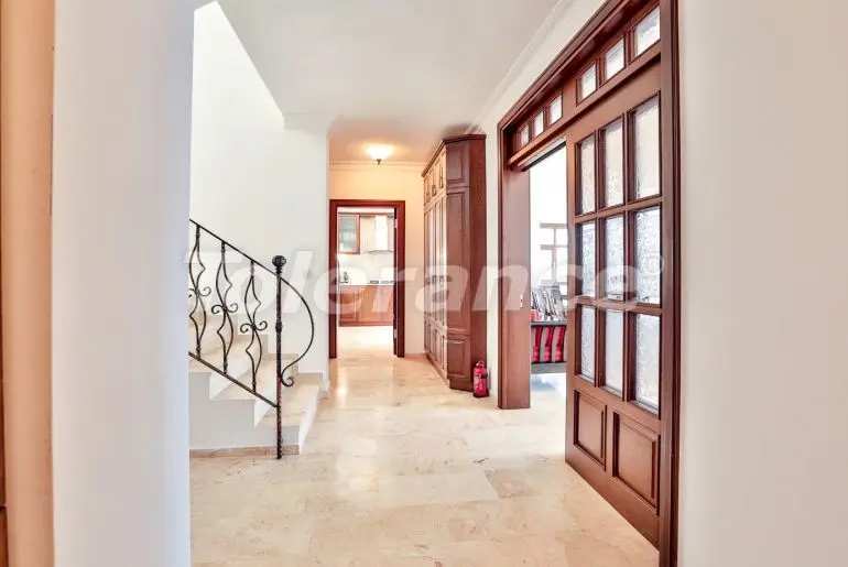 Вилла или дом в Каше с бассейном: купить недвижимость в Турции - 31387