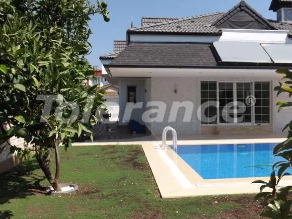 Вилла или дом в Центре Кемера, Кемер с бассейном: купить недвижимость в Турции - 16