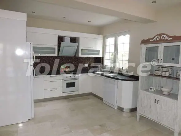 Вилла или дом в Центре Кемера, Кемер с бассейном: купить недвижимость в Турции - 23