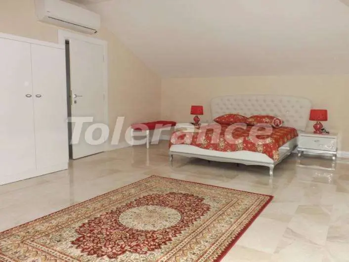 Вилла или дом в Центре Кемера, Кемер с бассейном: купить недвижимость в Турции - 64