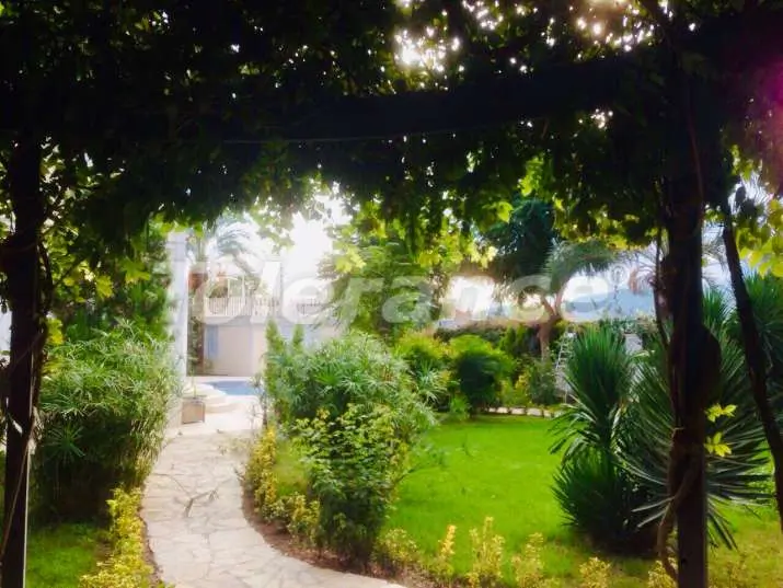 Вилла или дом от застройщика в Кириш, Кемер с бассейном: купить недвижимость в Турции - 14675