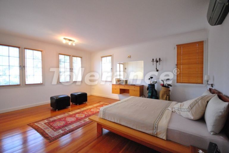 Вилла или дом в Кириш, Кемер с бассейном: купить недвижимость в Турции - 104165