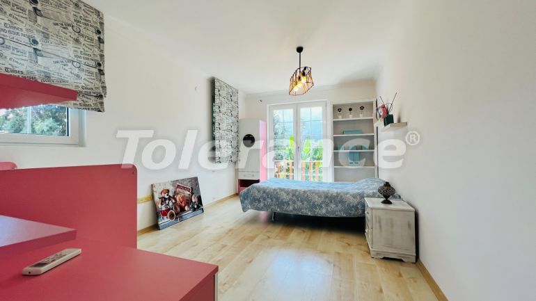 Вилла или дом в Кириш, Кемер с бассейном: купить недвижимость в Турции - 111034