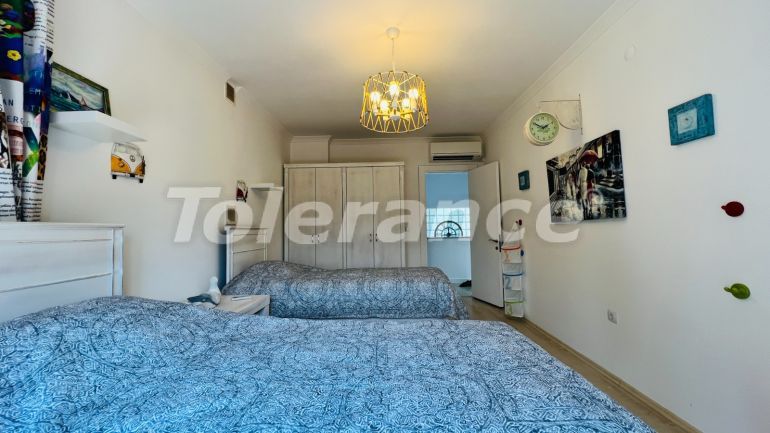 Вилла или дом в Кириш, Кемер с бассейном: купить недвижимость в Турции - 111039