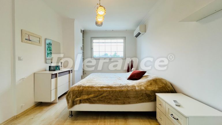 Вилла или дом в Кириш, Кемер с бассейном: купить недвижимость в Турции - 111041