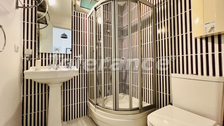 Вилла или дом в Кириш, Кемер с бассейном: купить недвижимость в Турции - 111050