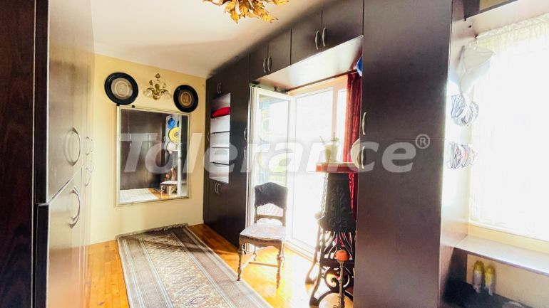 Вилла или дом в Кириш, Кемер с бассейном: купить недвижимость в Турции - 136639