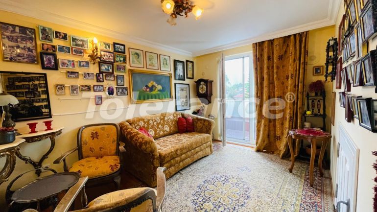 Вилла или дом в Кириш, Кемер с бассейном: купить недвижимость в Турции - 136642