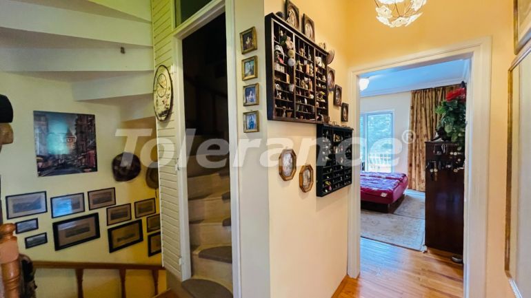 Вилла или дом в Кириш, Кемер с бассейном: купить недвижимость в Турции - 136644