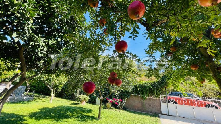 Вилла или дом в Кириш, Кемер с бассейном: купить недвижимость в Турции - 136652