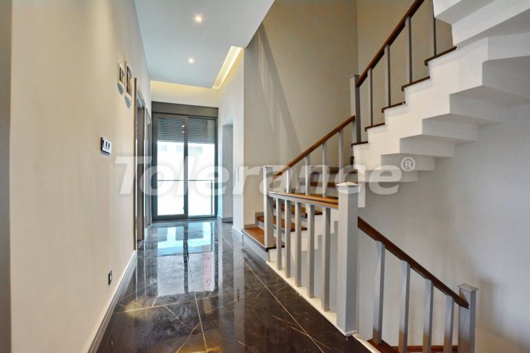 Вилла или дом от застройщика в Коньяалты, Анталия с бассейном - 107737 Вилла или дом от застройщика в Коньяалты, Анталия с бассейном: купить недвижимость в Турции - 107737