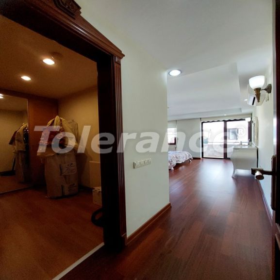 Вилла или дом в Коньяалты, Анталия: купить недвижимость в Турции - 112718