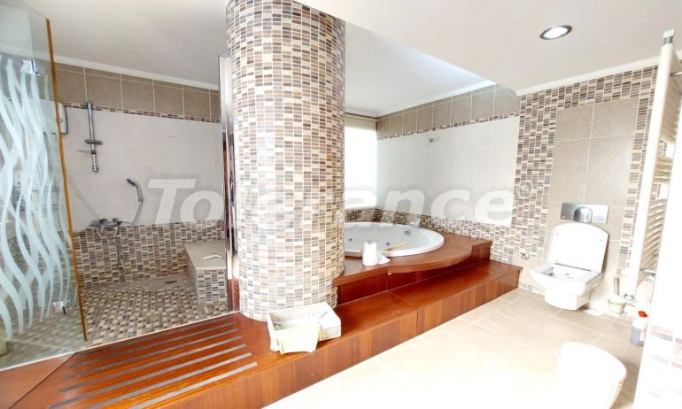 Вилла или дом в Коньяалты, Анталия: купить недвижимость в Турции - 112731