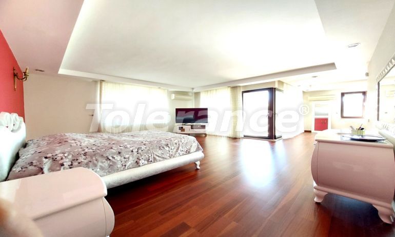 Вилла или дом в Коньяалты, Анталия: купить недвижимость в Турции - 112739