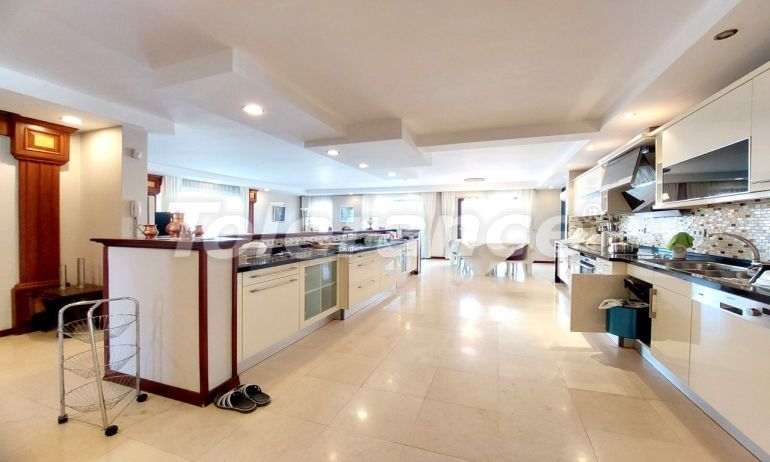 Вилла или дом в Коньяалты, Анталия: купить недвижимость в Турции - 112745