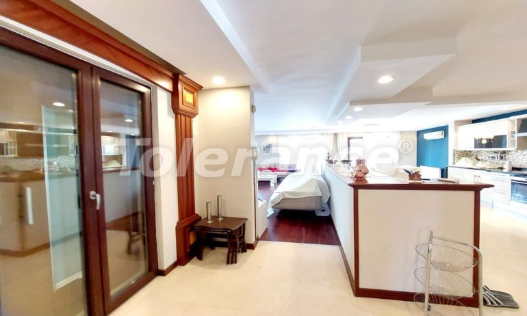 Вилла или дом в Коньяалты, Анталия: купить недвижимость в Турции - 112747