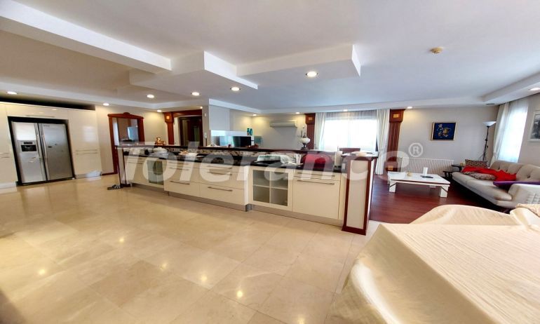 Вилла или дом в Коньяалты, Анталия: купить недвижимость в Турции - 112752