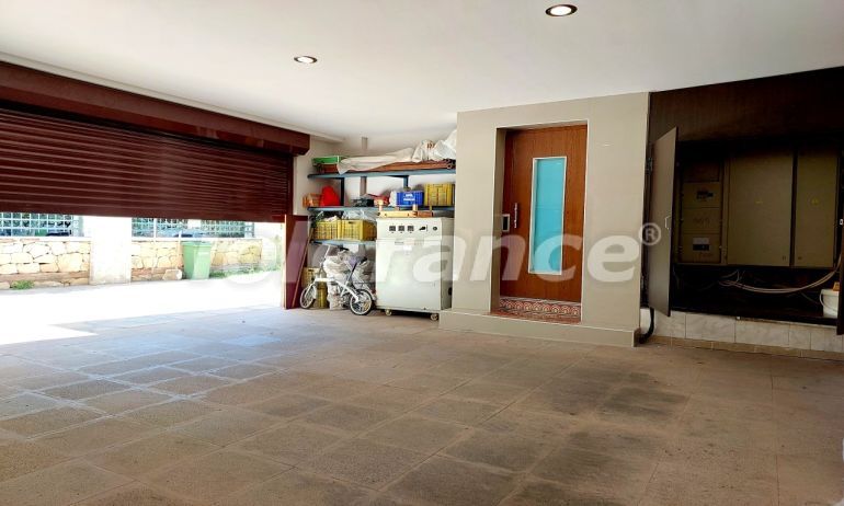 Вилла или дом в Коньяалты, Анталия: купить недвижимость в Турции - 112770