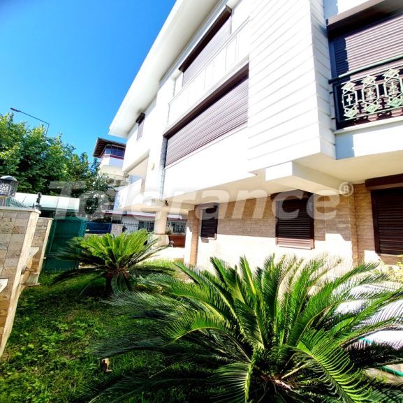 Вилла или дом в Коньяалты, Анталия: купить недвижимость в Турции - 112784