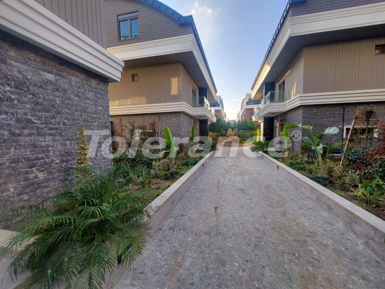 Вилла или дом от застройщика в Коньяалты, Анталия с бассейном: купить недвижимость в Турции - 113135