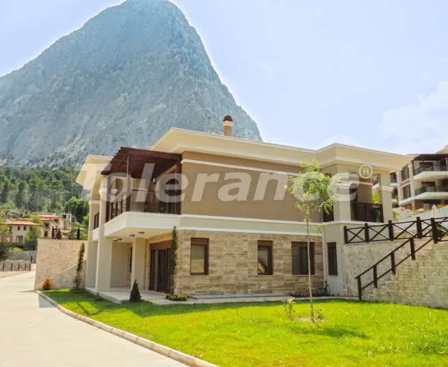 Вилла или дом от застройщика в Коньяалты, Анталия с бассейном: купить недвижимость в Турции - 3912