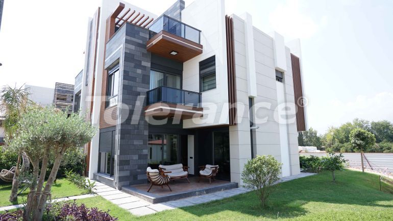 Вилла или дом от застройщика в Коньяалты, Анталия с бассейном: купить недвижимость в Турции - 43679