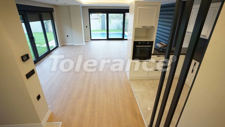 Вилла или дом в Коньяалты, Анталия с бассейном: купить недвижимость в Турции - 47239