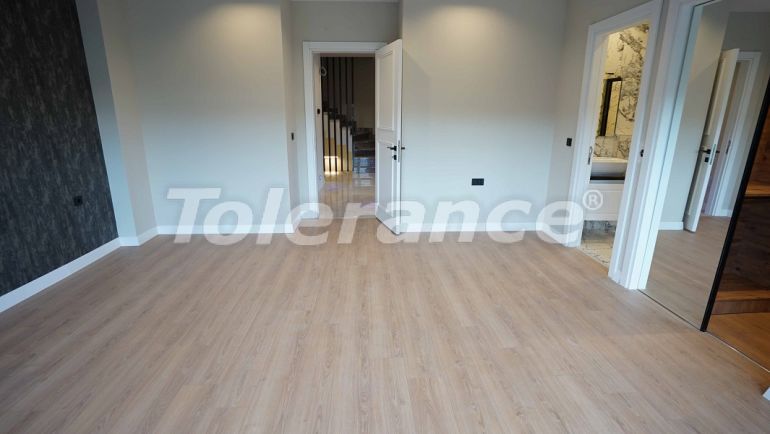 Вилла или дом в Коньяалты, Анталия с бассейном: купить недвижимость в Турции - 47245