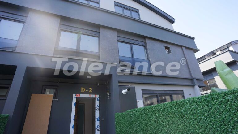 Вилла или дом в Коньяалты, Анталия с бассейном: купить недвижимость в Турции - 59515