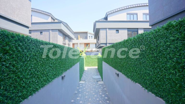 Вилла или дом в Коньяалты, Анталия с бассейном: купить недвижимость в Турции - 59516