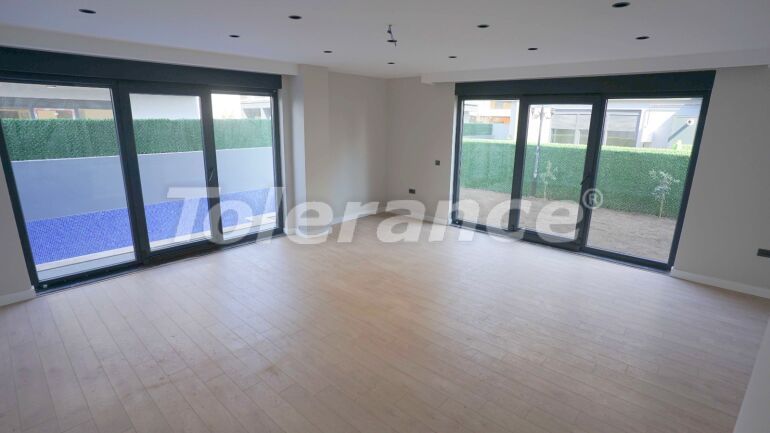 Вилла или дом в Коньяалты, Анталия с бассейном: купить недвижимость в Турции - 59520