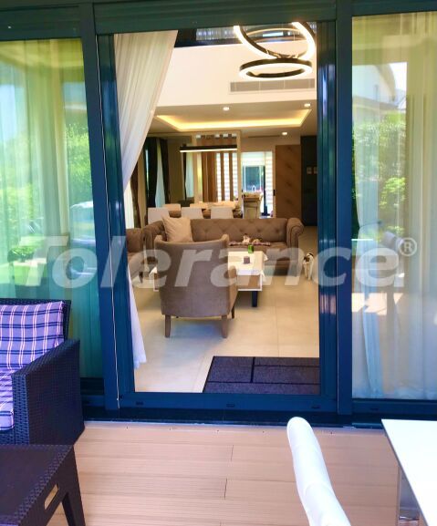 Вилла или дом в Коньяалты, Анталия с бассейном: купить недвижимость в Турции - 60025