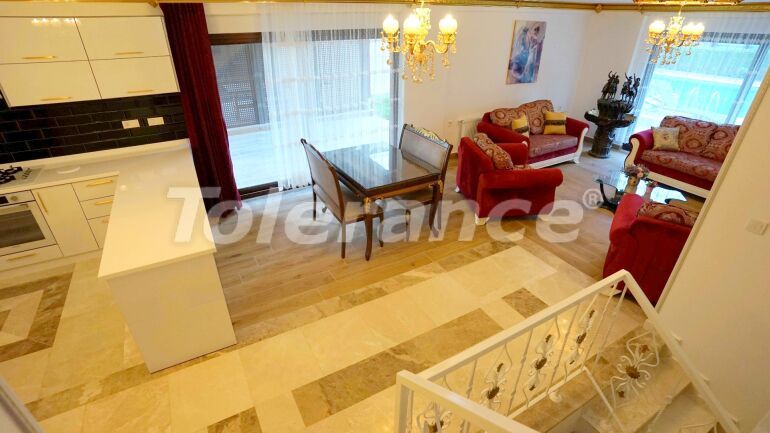 Вилла или дом в Коньяалты, Анталия с бассейном: купить недвижимость в Турции - 61932