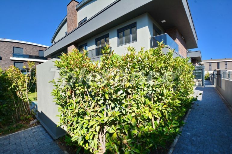 Вилла или дом от застройщика в Коньяалты, Анталия с бассейном: купить недвижимость в Турции - 97186