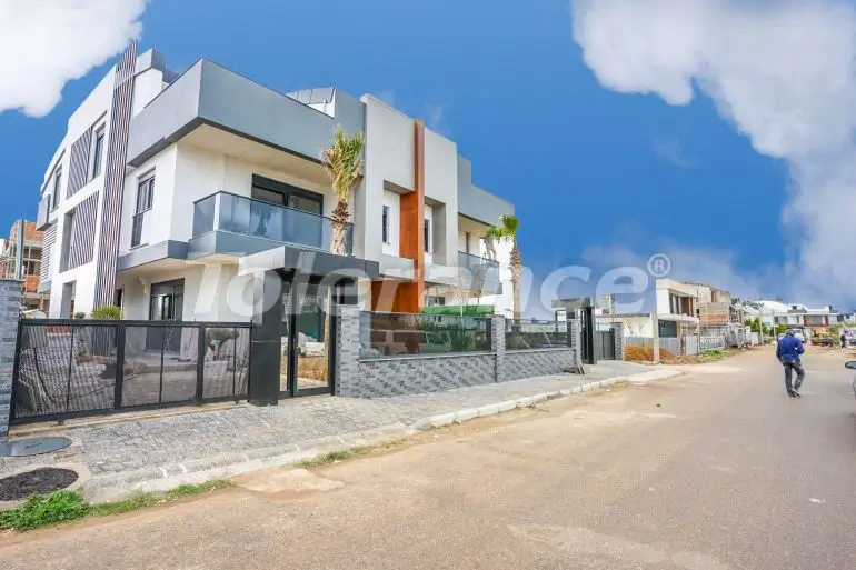 Вилла или дом в Кунду, Анталия с бассейном: купить недвижимость в Турции - 34916