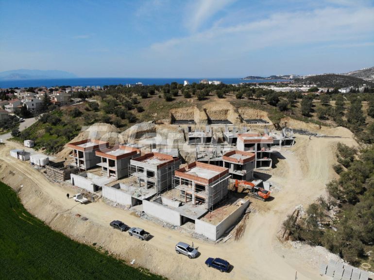 Вилла или дом от застройщика в Кушадасы вид на море с бассейном: купить недвижимость в Турции - 98677