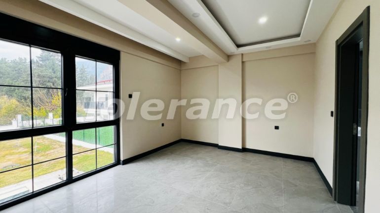 Вилла или дом в Куздере, Кемер с бассейном: купить недвижимость в Турции - 136604