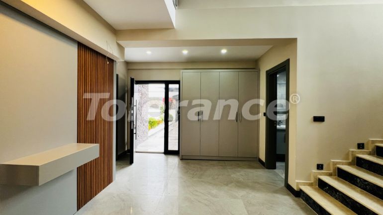 Вилла или дом в Куздере, Кемер с бассейном: купить недвижимость в Турции - 136618