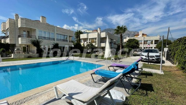 Вилла или дом в Куздере, Кемер с бассейном: купить недвижимость в Турции - 66453