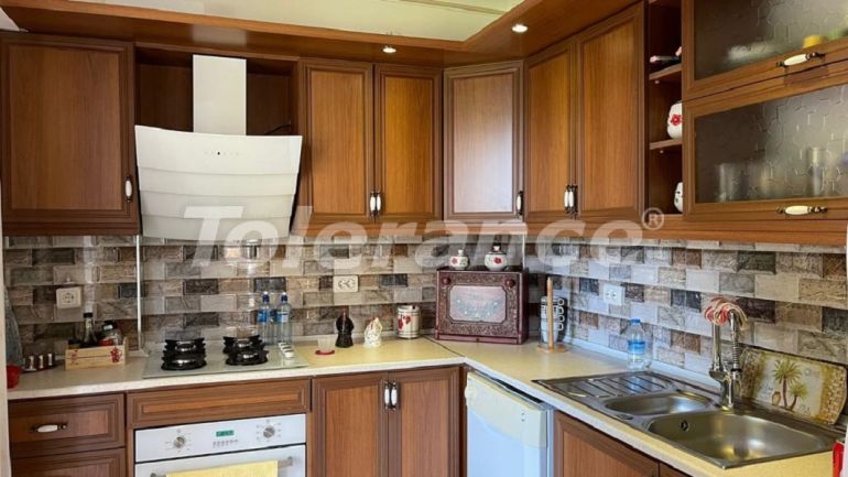 Вилла или дом в Куздере, Кемер с бассейном: купить недвижимость в Турции - 66459