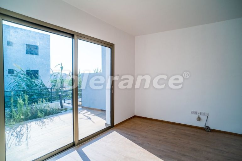 Вилла или дом в Кирения, Северный Кипр с бассейном: купить недвижимость в Турции - 105994