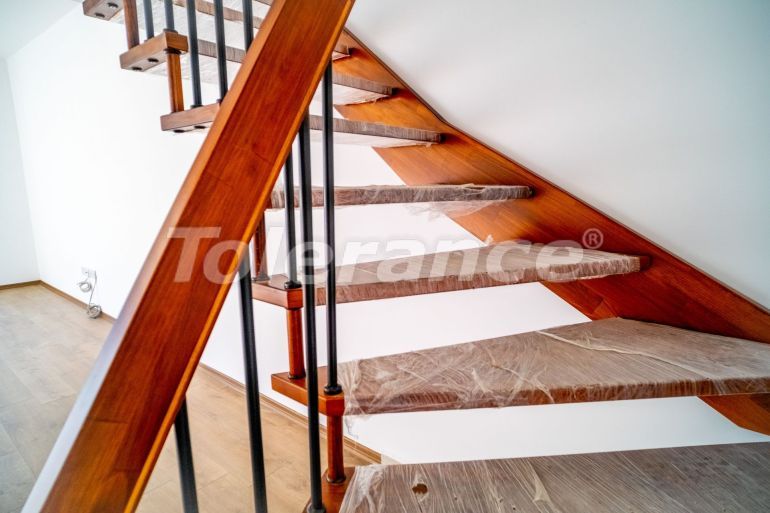 Вилла или дом в Кирения, Северный Кипр с бассейном: купить недвижимость в Турции - 105997