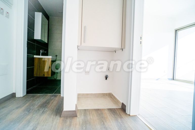 Вилла или дом в Кирения, Северный Кипр с бассейном: купить недвижимость в Турции - 105998