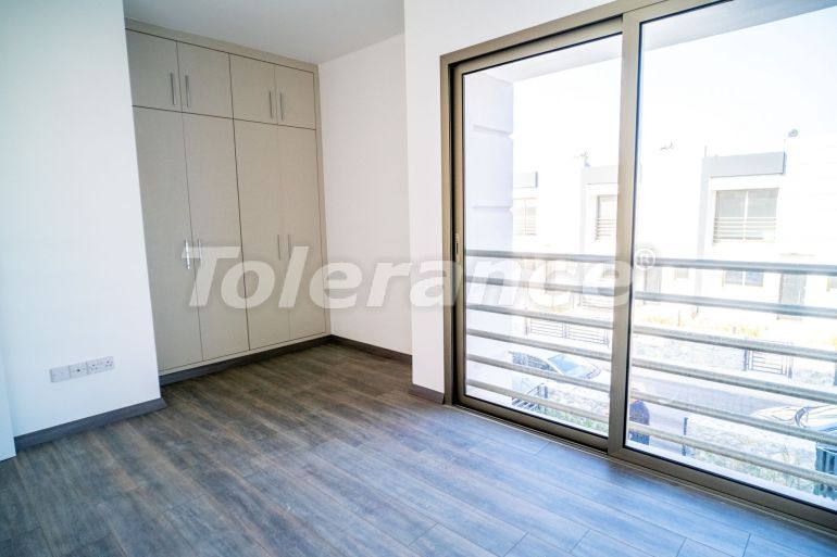 Вилла или дом в Кирения, Северный Кипр с бассейном: купить недвижимость в Турции - 106000