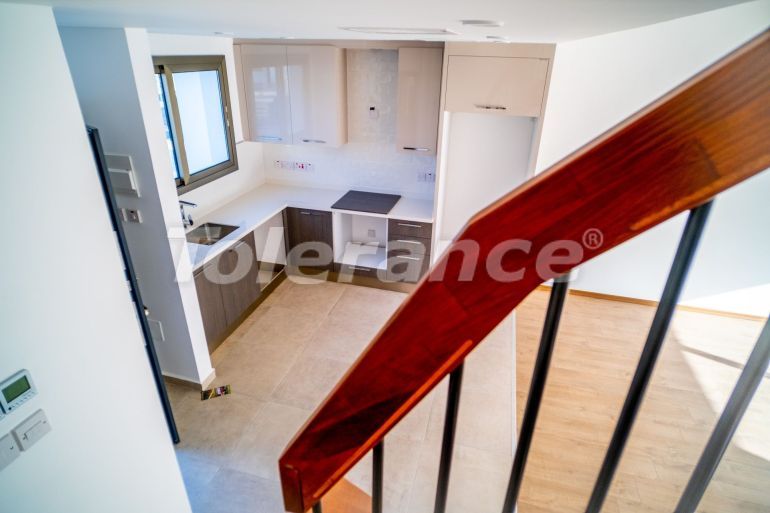 Вилла или дом в Кирения, Северный Кипр с бассейном: купить недвижимость в Турции - 106008