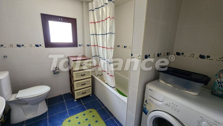 Вилла или дом в Кирения, Северный Кипр: купить недвижимость в Турции - 106470