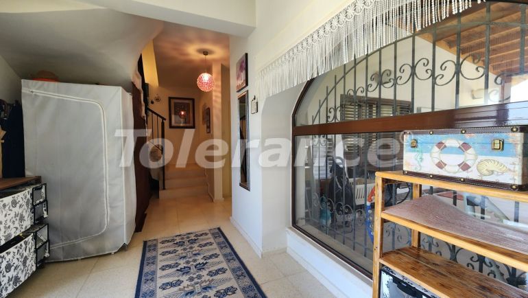 Вилла или дом в Кирения, Северный Кипр: купить недвижимость в Турции - 106476