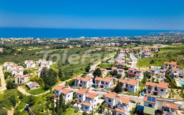 Вилла или дом в Кирения, Северный Кипр: купить недвижимость в Турции - 106486