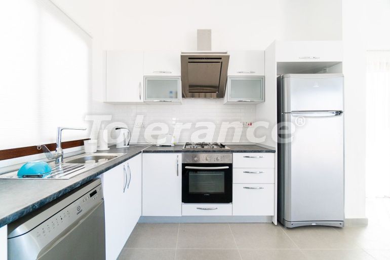 Вилла или дом в Кирения, Северный Кипр вид на море с бассейном: купить недвижимость в Турции - 107184