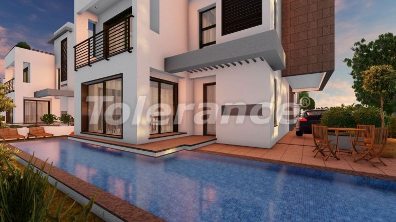 Вилла или дом в Кирения, Северный Кипр с бассейном: купить недвижимость в Турции - 112216